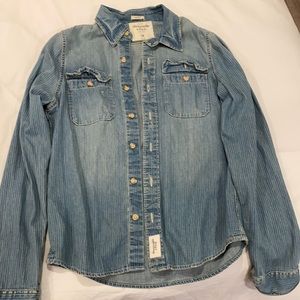Abercrombie & Fitch distressed denim shirt
